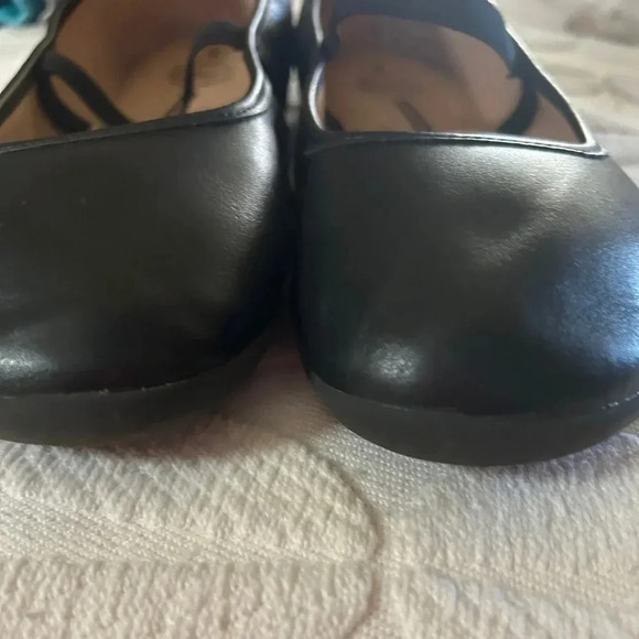 EUC Wonder Nation size 4 black Mary Jane flats size 4 youth. Round toe. Strap - Picture 6 of 6